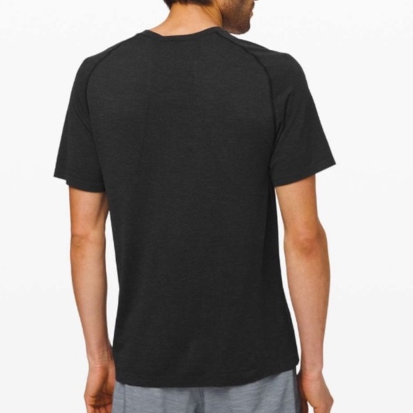 Lululemon Metal Vent Tech Short Sleeve V 2.0 Deep-Coal/Black Size M - Picture 2 of 5